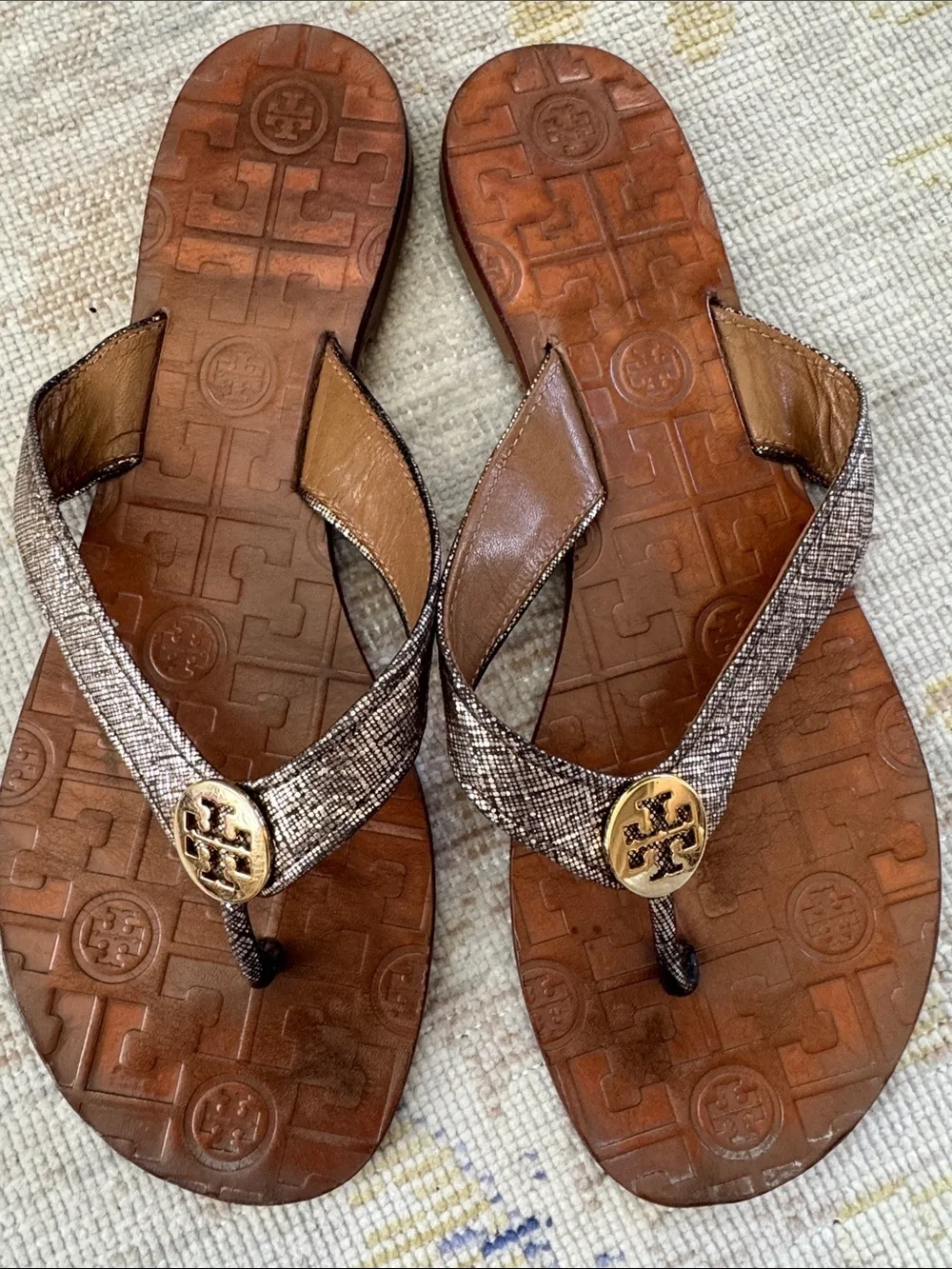 Tory Burch Leather Gold Logo Thong Sandals Size 8